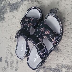 Alegria Leather Sandals